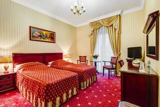 Курортные отели Pałacyk Otrębusy Business & Spa Otrębusy Двухместный номер с 1 кроватью или 2 отдельными кроватями-3